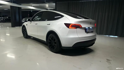 Tesla Model Y 2022, kuva 3/10