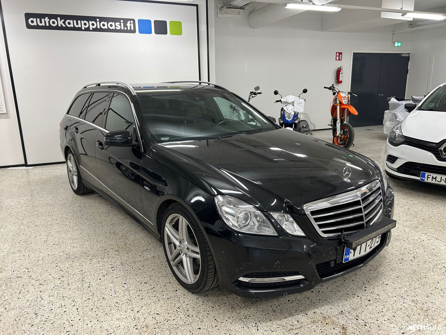 Mercedes-Benz E