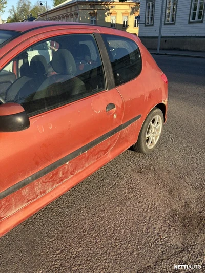 Peugeot 206 1.6l 2001, kuva 4/6