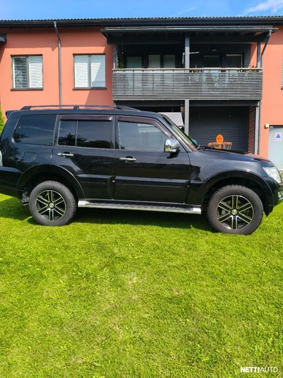 Mitsubishi Pajero 2017, photo 4/19