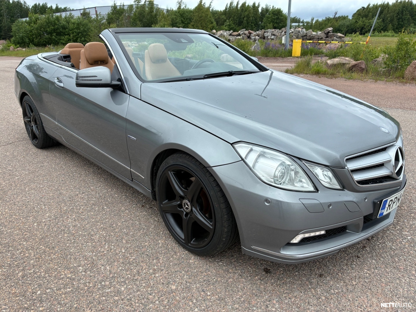 Mercedes-Benz E