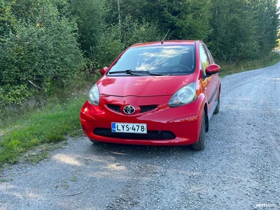 Toyota Aygo + 1,0 VVT-i 3ov 2008, kuva 4/4