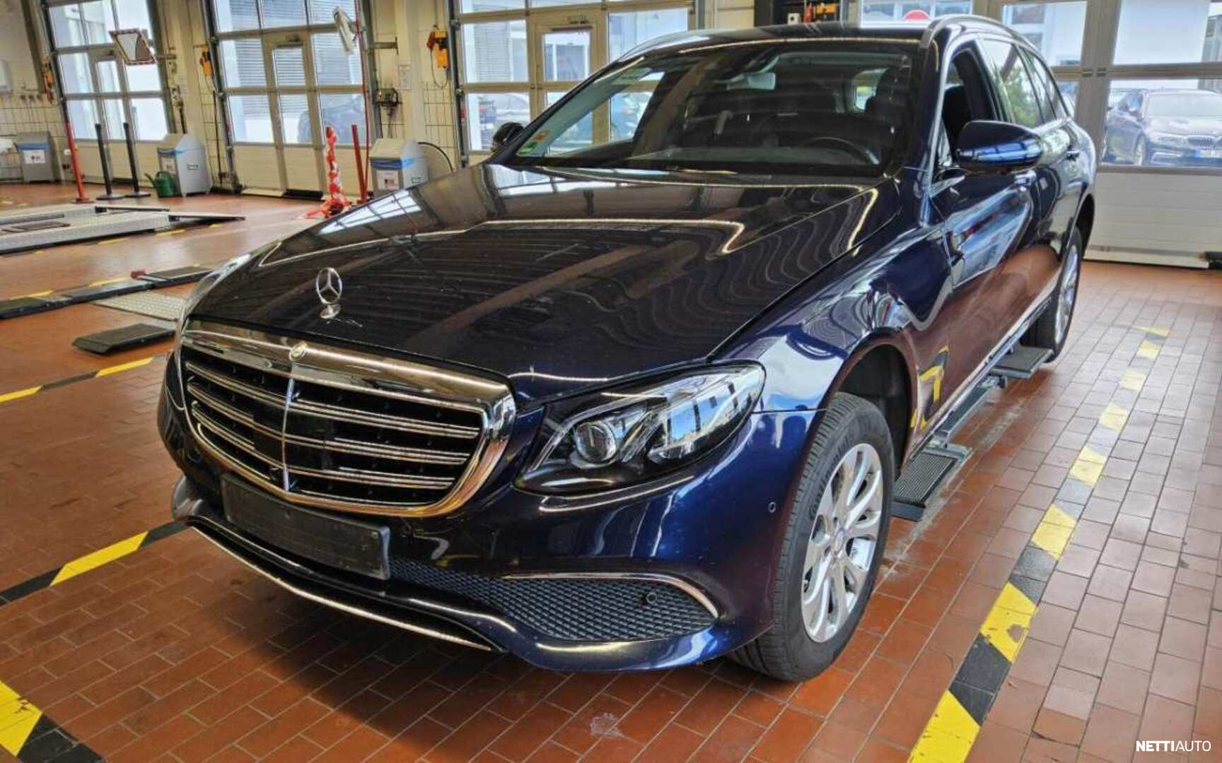 Mercedes-Benz E