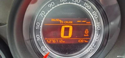 Citroen C4 HDi 112 Confort 2011, photo 7/9