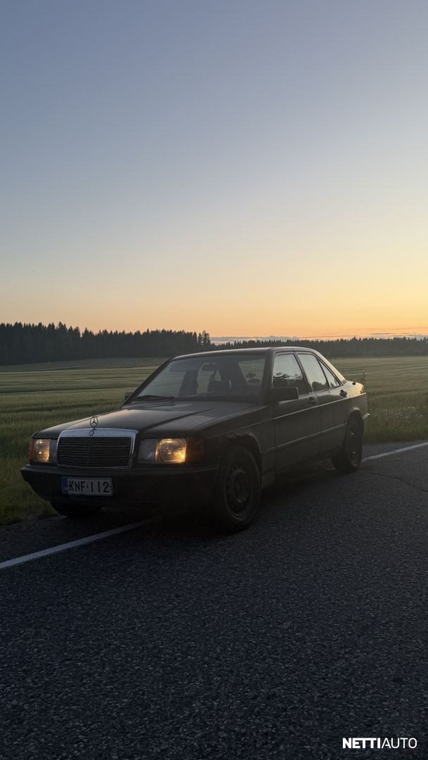Mercedes-Benz 190