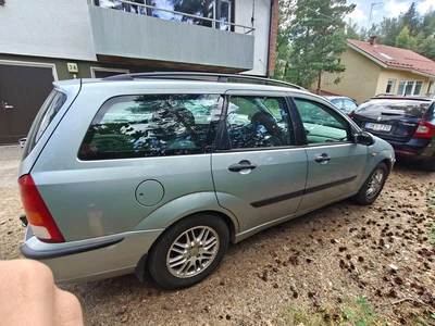 Ford Focus 1.6 Ambiente STW 2004, kuva 6/25