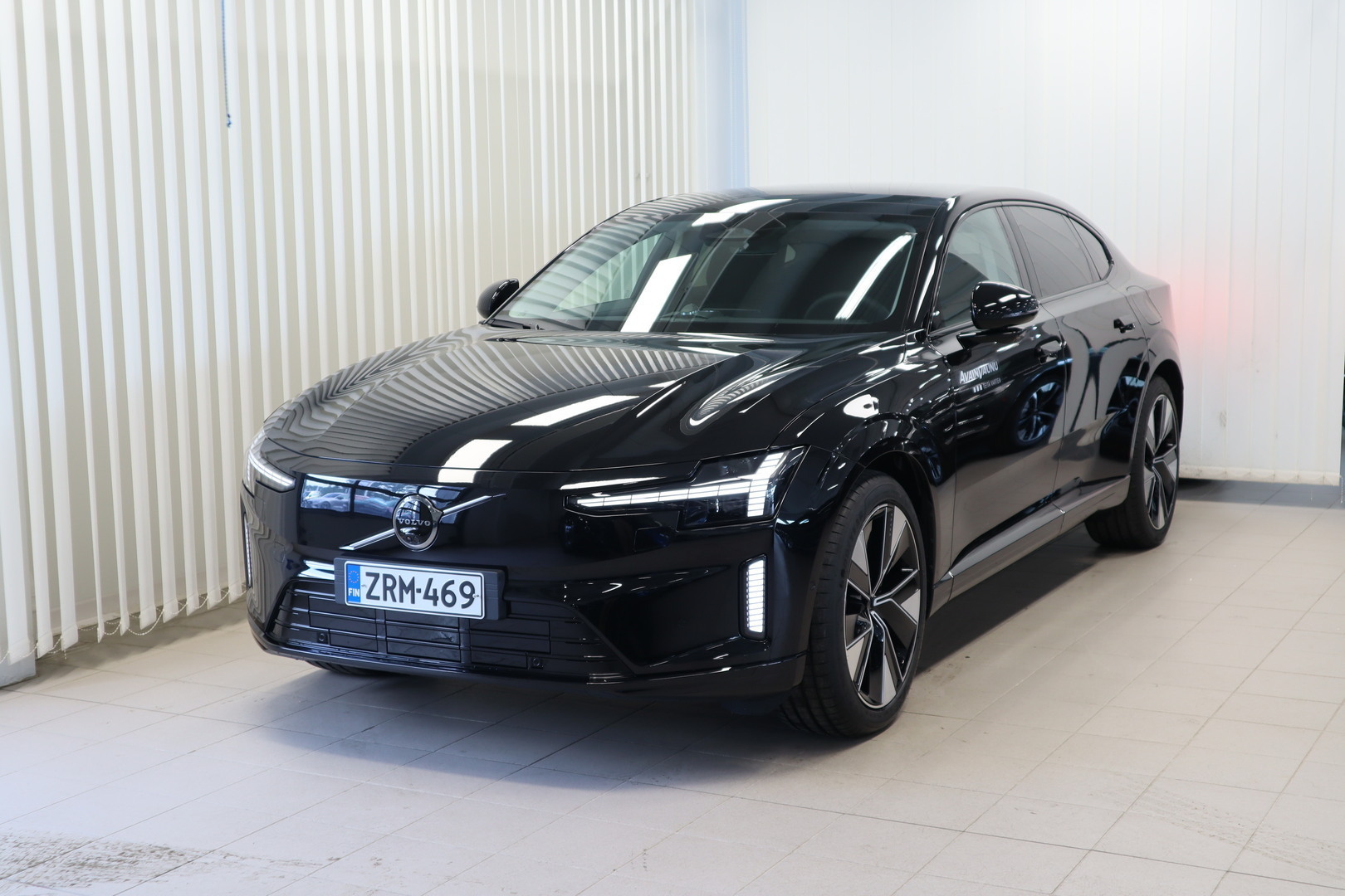 Volvo ES90