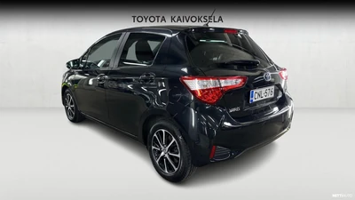 Toyota Yaris 1,5 Hybrid Business 5ov 2019, photo 3/19
