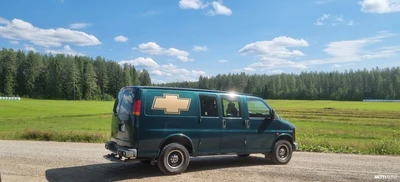 Chevrolet Chevy Van Starcraft 1998, kuva 4/12