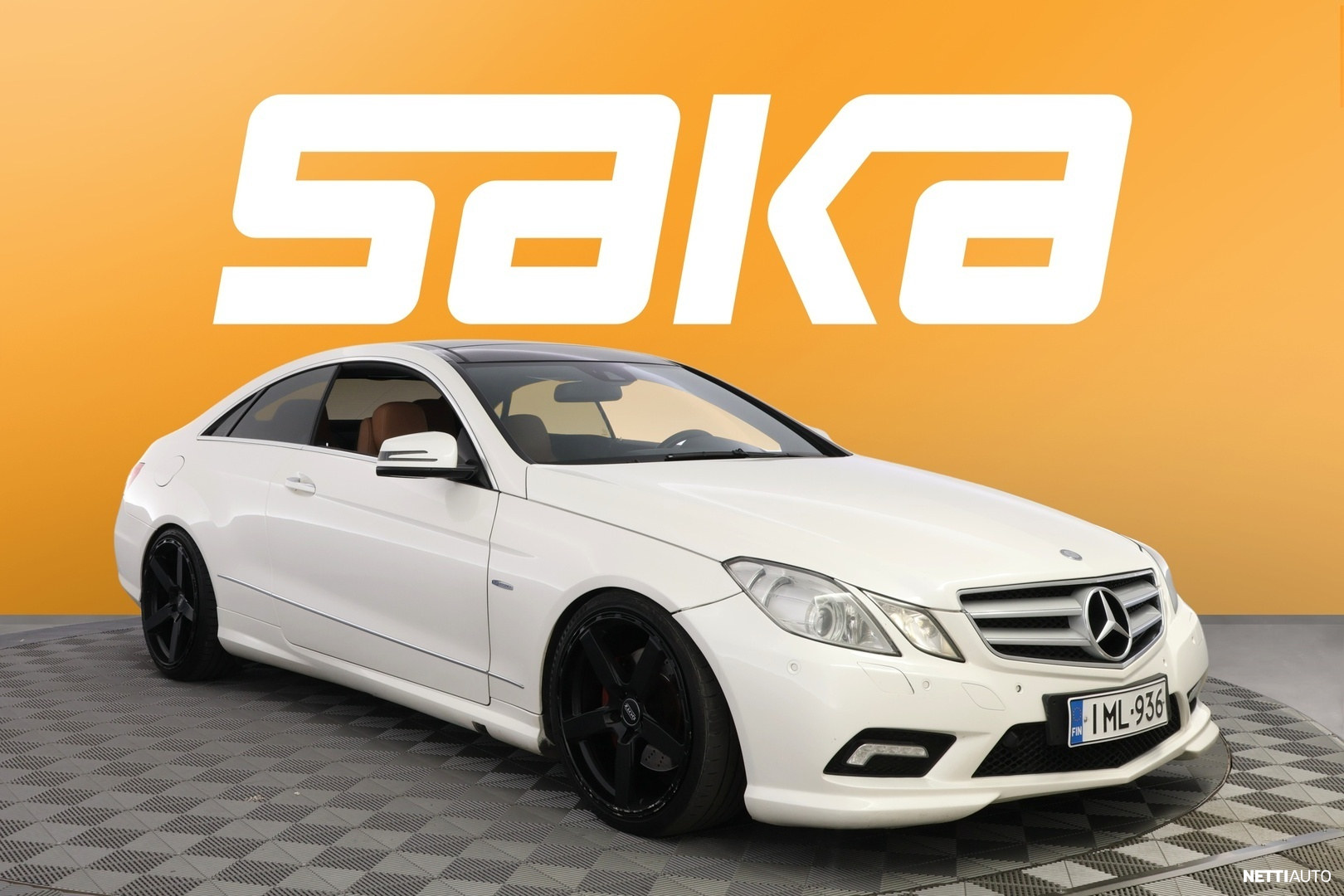 Mercedes-Benz E