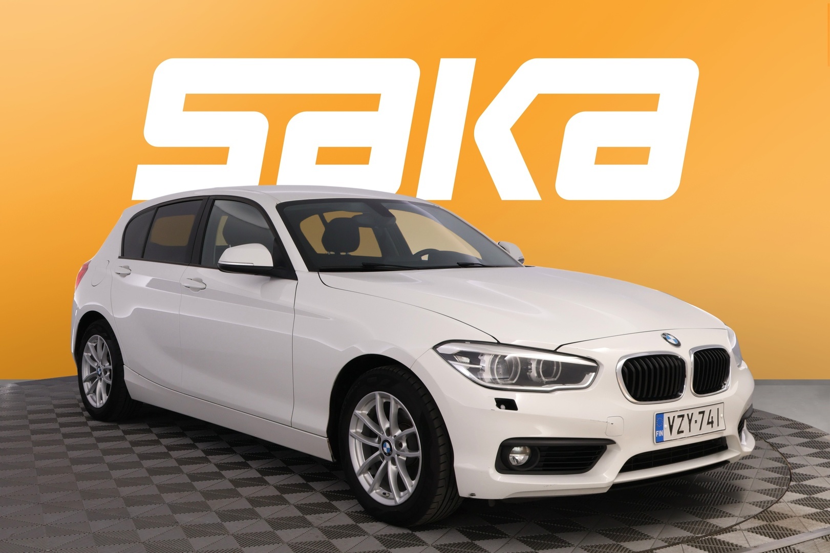 BMW 118