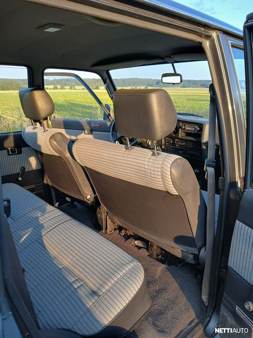 Toyota Land Cruiser 1990, photo 7/11