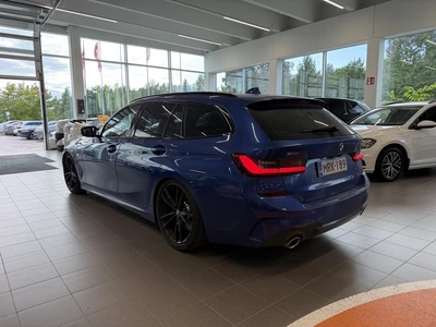 BMW 330 2021, kuva 4/10