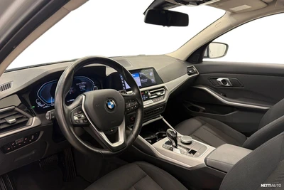 BMW 330 2021, kuva 6/33