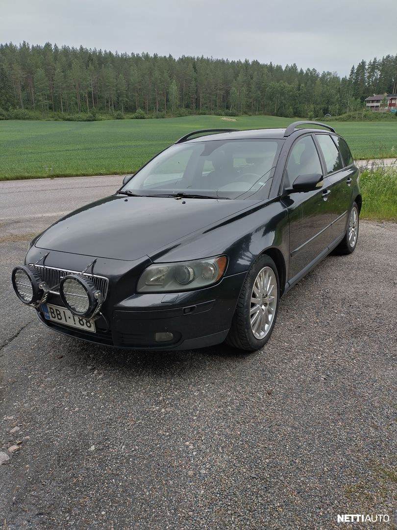 Volvo V50