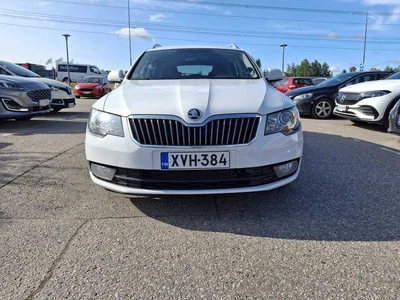 Skoda Superb 2014, kuva 2/10