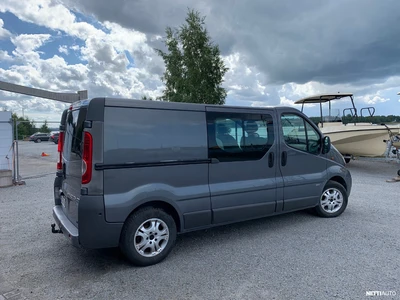 Opel Vivaro 5-hengen jatko-ohjaamo 2011, kuva 4/10