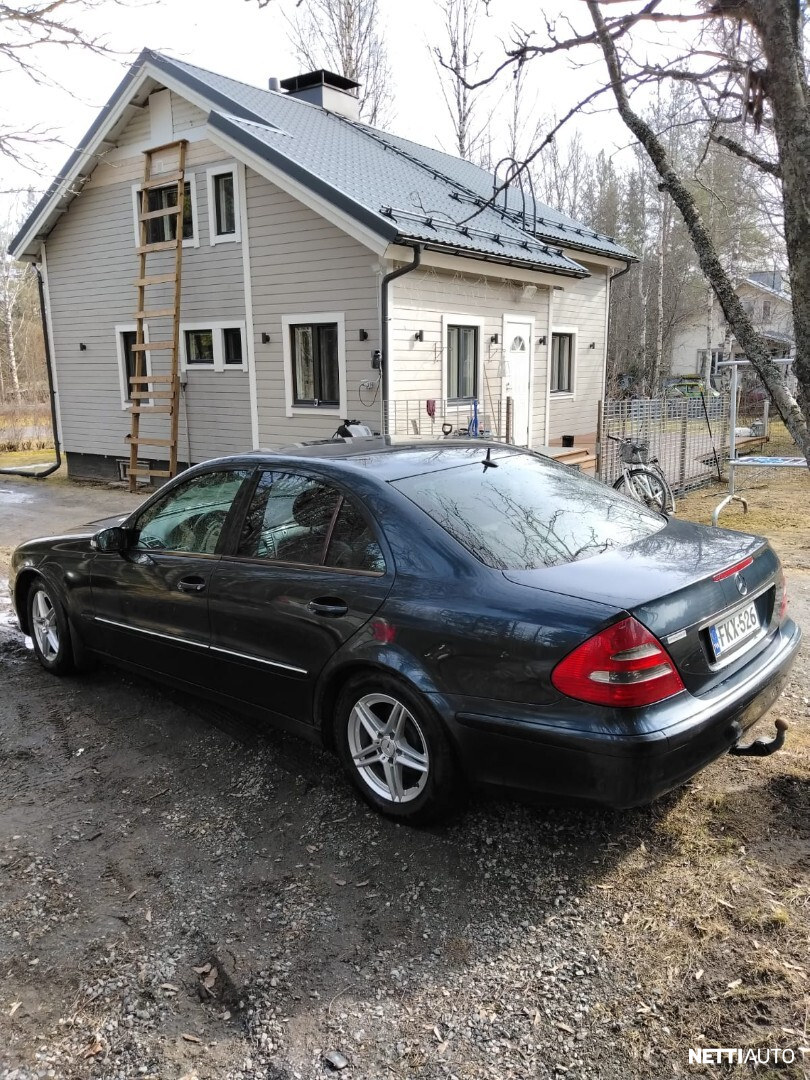 Mercedes-Benz E
