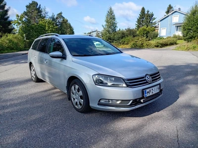 Volkswagen Passat 2011, kuva 2/10