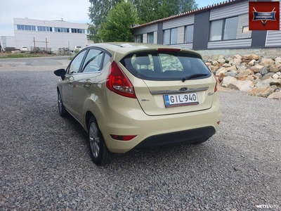 Ford Fiesta 1.4TDCi Ghia 5-ov 2009, photo 5/26