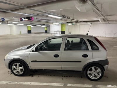 Opel Corsa 2001, photo 1/9