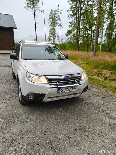 Subaru Forester 2010, photo 4/17