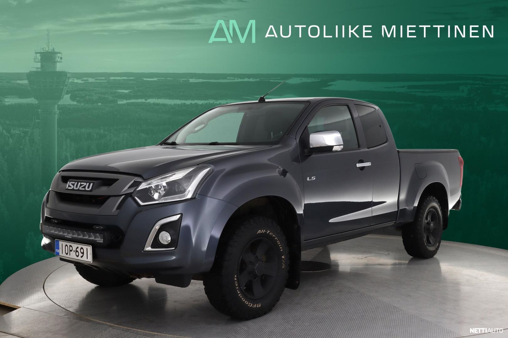 Isuzu D-Max