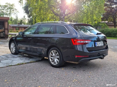Skoda Superb 2016, photo 4/24