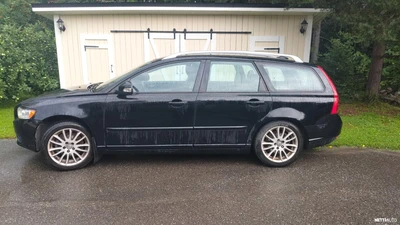 Volvo V50 2011, kuva 2/13