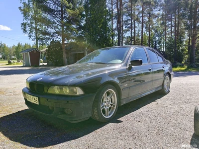 BMW 525 2003, photo 2/10