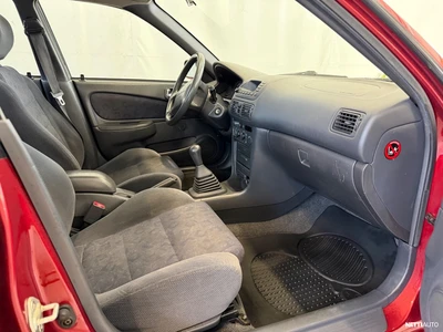 Toyota Corolla 1,6 VVT-i Linea Terra 4d 2000, photo 7/15