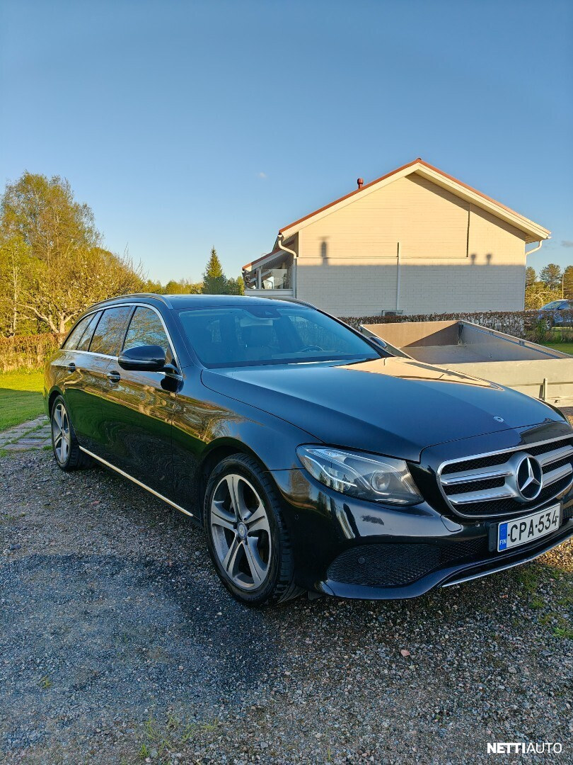 Mercedes-Benz E