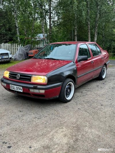 Volkswagen Vento 1995, kuva 5/10