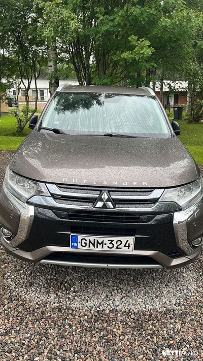 Mitsubishi Outlander PHEV 2016, kuva 7/17
