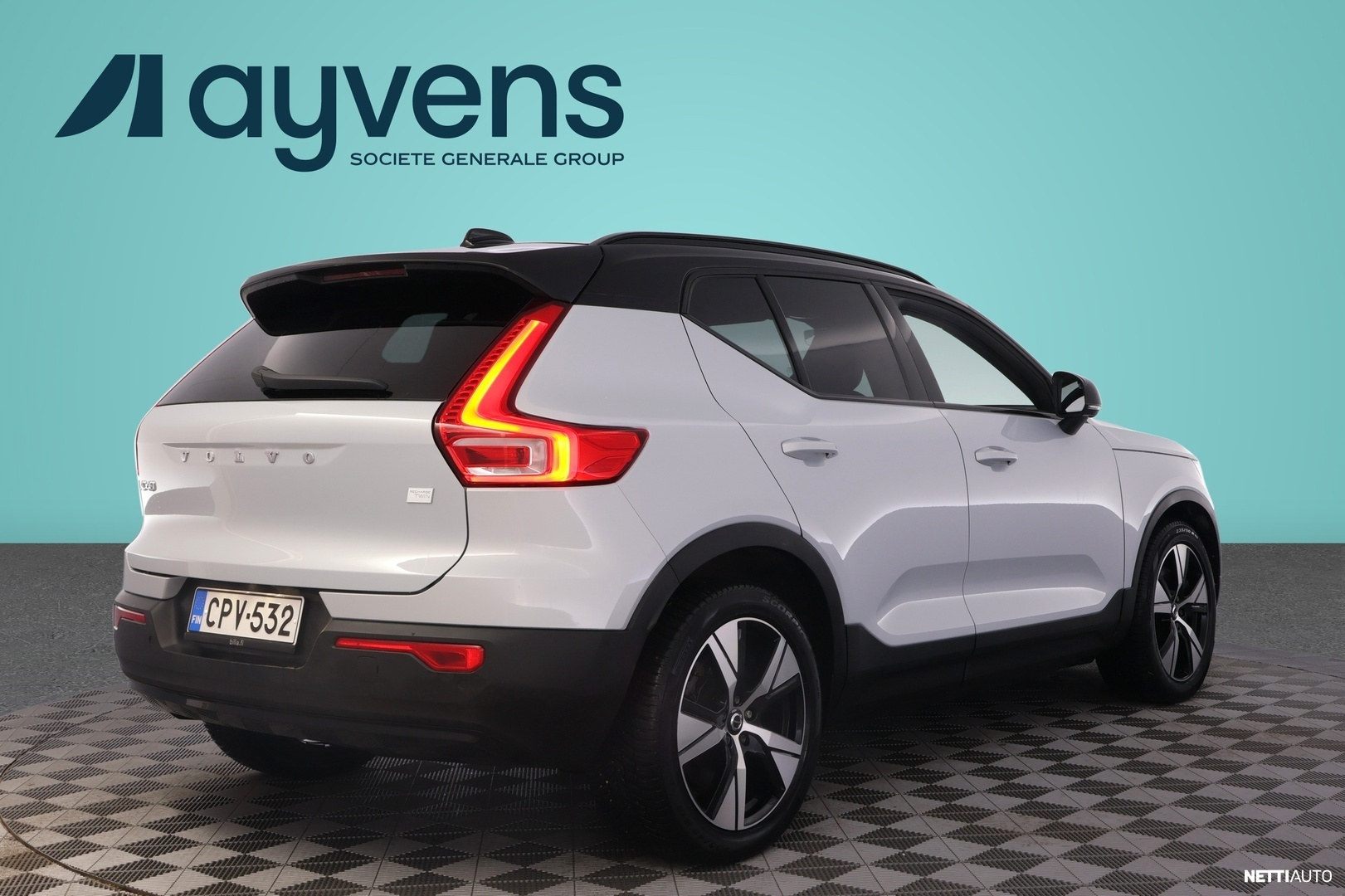 Volvo XC40 2021, photo 4/19