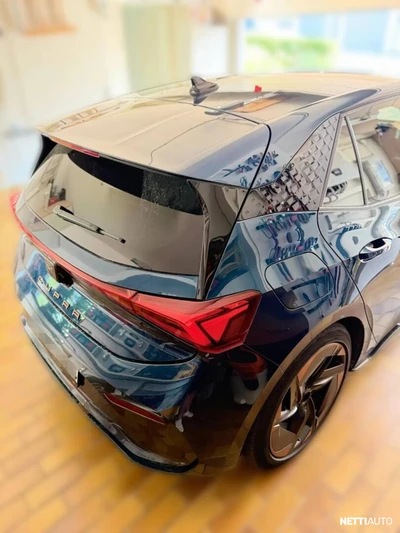 Cupra Born e-Boost 170 kW 77 kWh 2023, photo 5/7