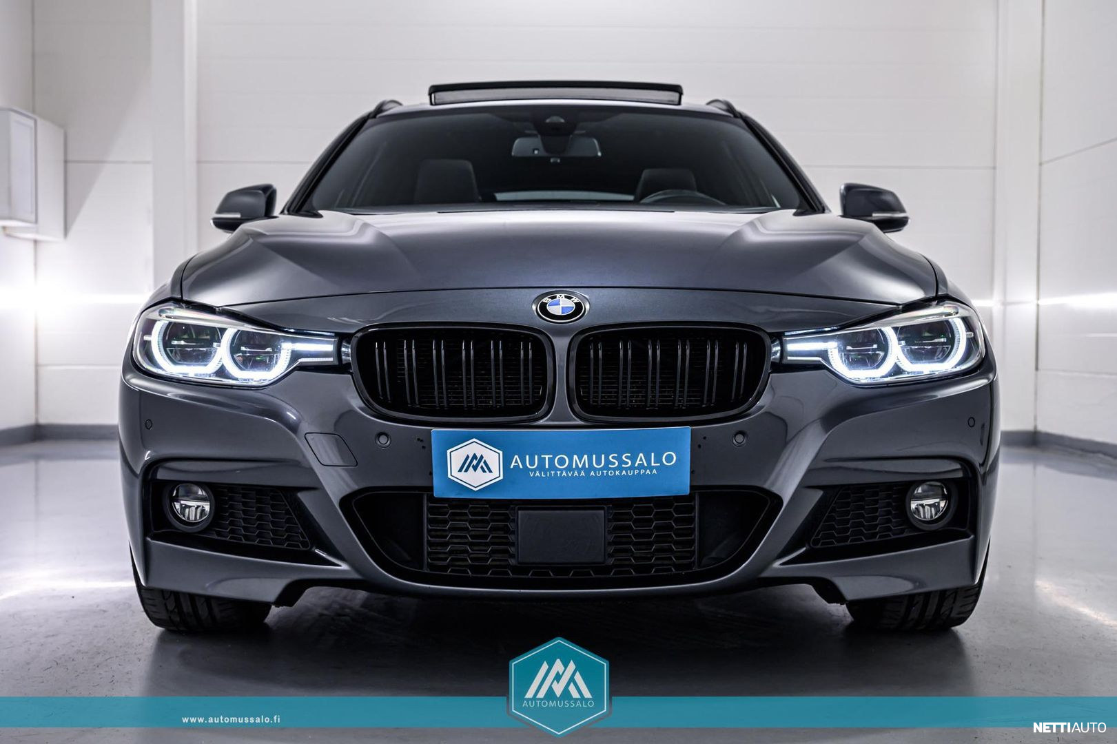 BMW 330