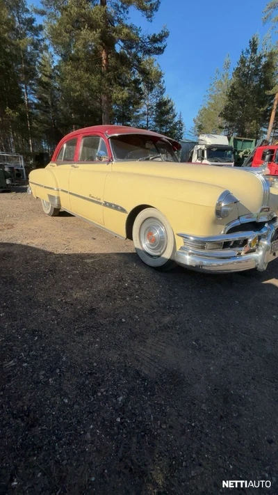 Pontiac Chieftain 1951, kuva 2/7