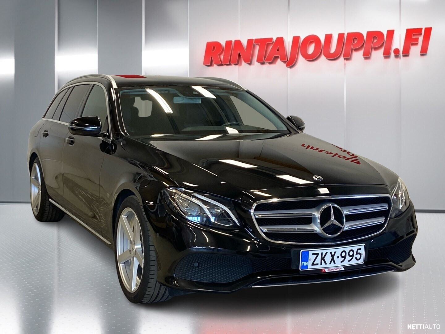 Mercedes-Benz E 220 d T A Business Avantgarde