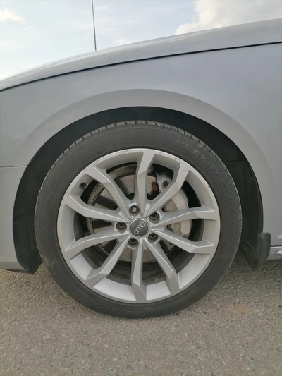 Audi A4 2017, kuva 4/9