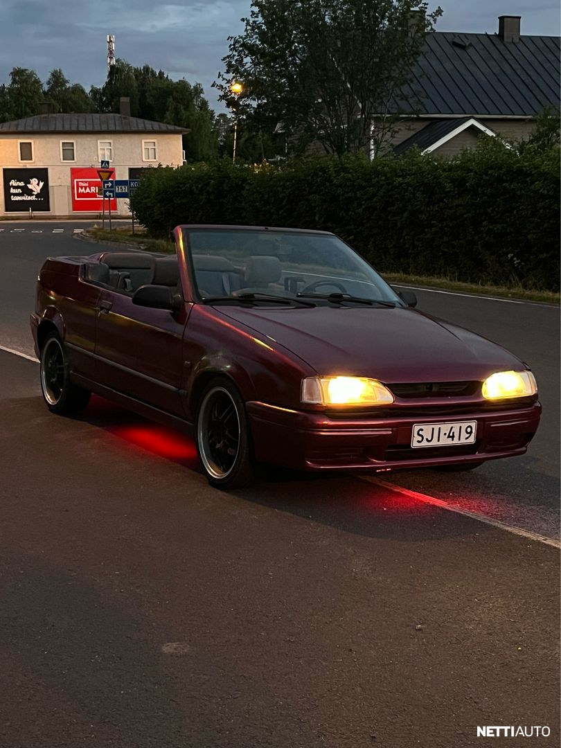 Renault 19
