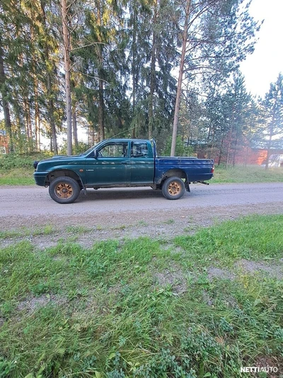Mitsubishi L200 1998, photo 2/4