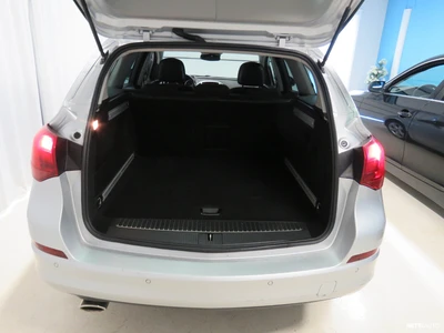 Opel Astra 2012, kuva 7/28