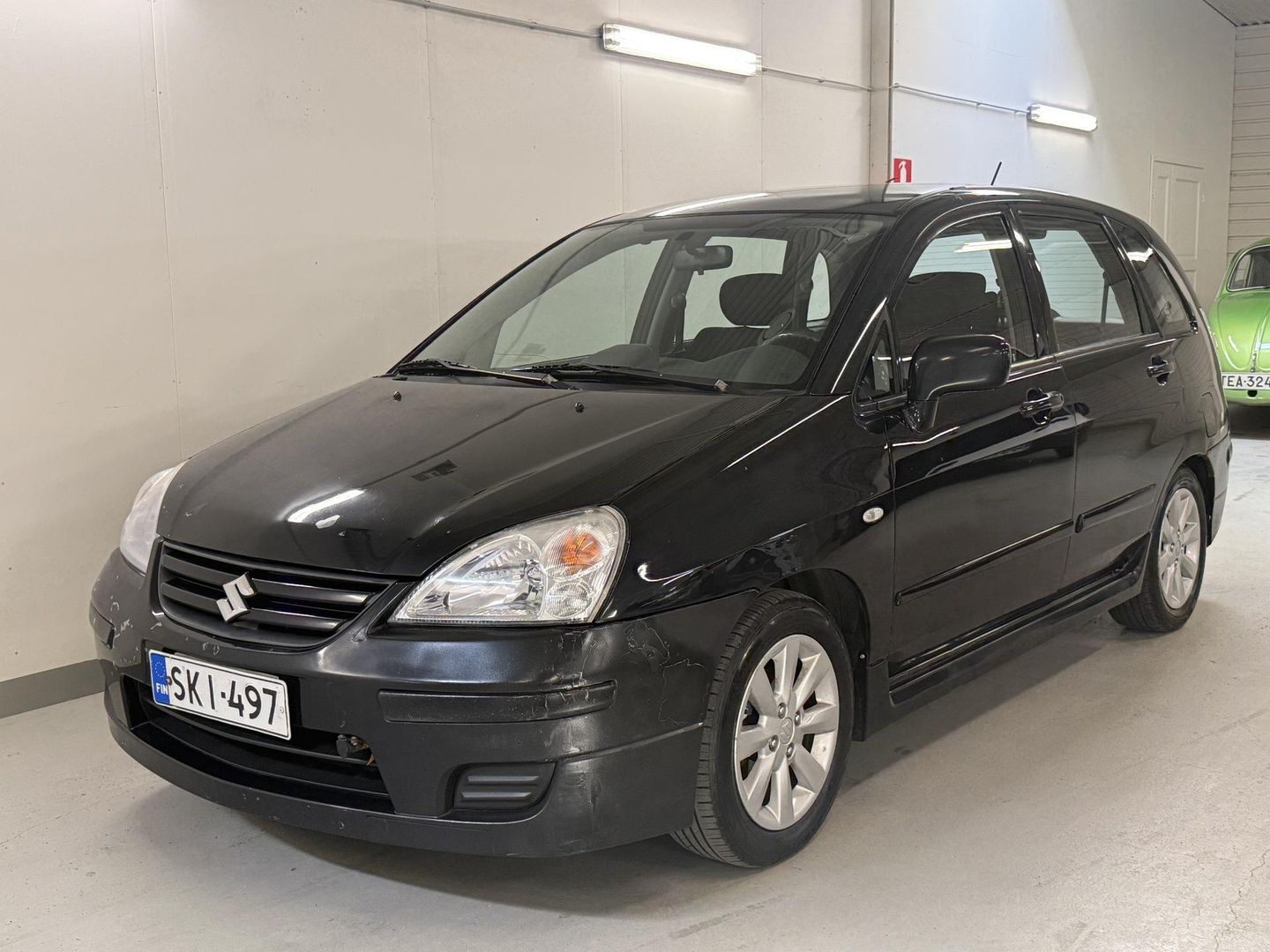 Suzuki Liana