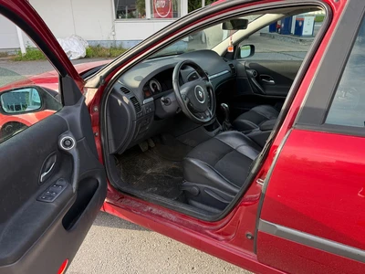 Renault Laguna 2006, kuva 4/9