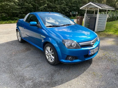 Opel Tigra TwinTop Sport 1,8XE 125 hv M5 2005, kuva 3/15