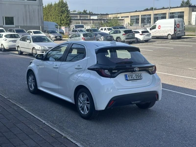 Toyota Yaris 1,5 Hybrid Active 2021, kuva 4/10