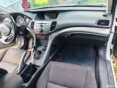 Honda Accord 2011, photo 3/11