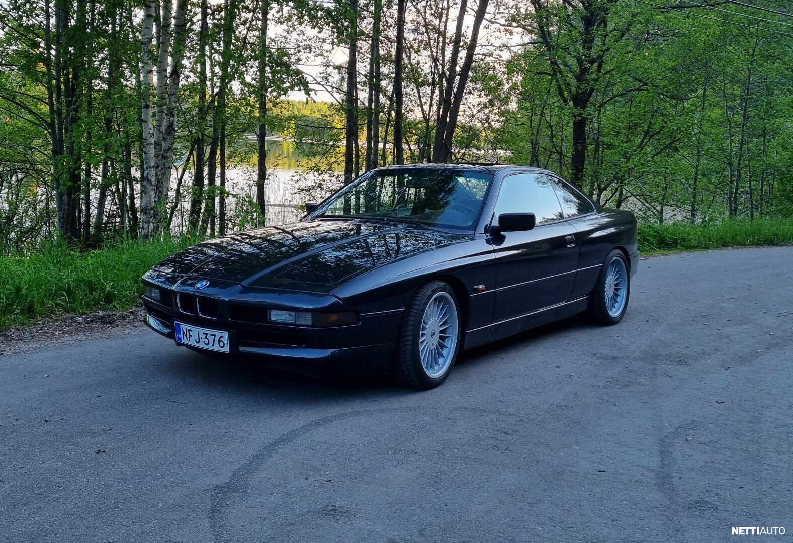 BMW 850