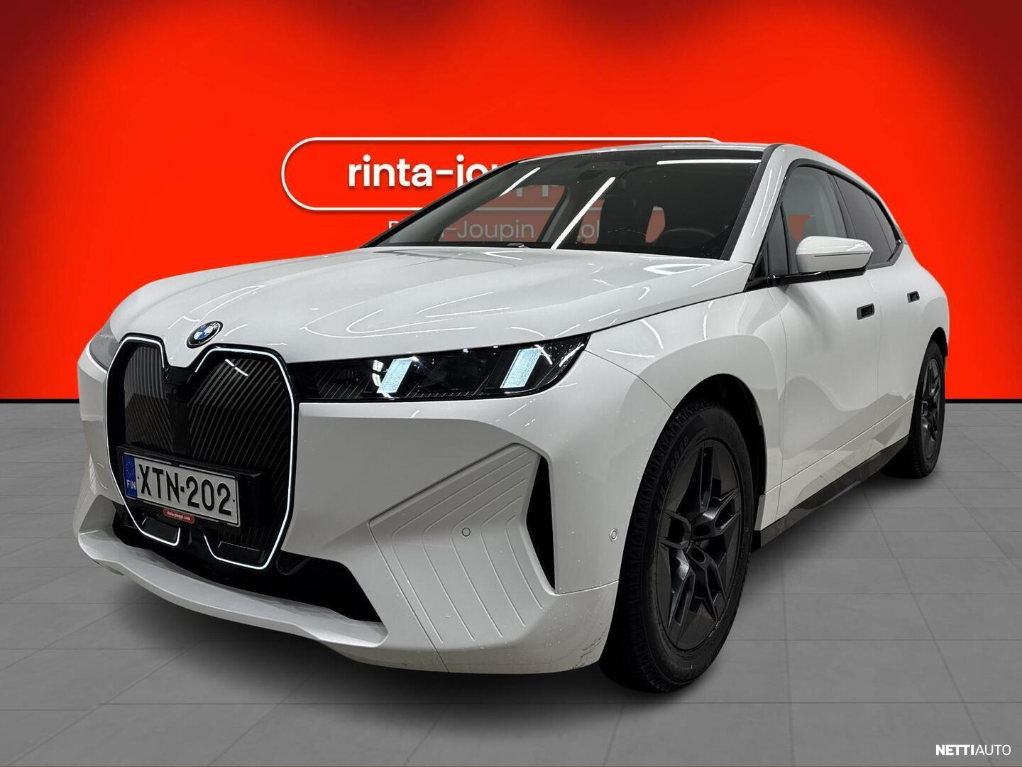 BMW iX
